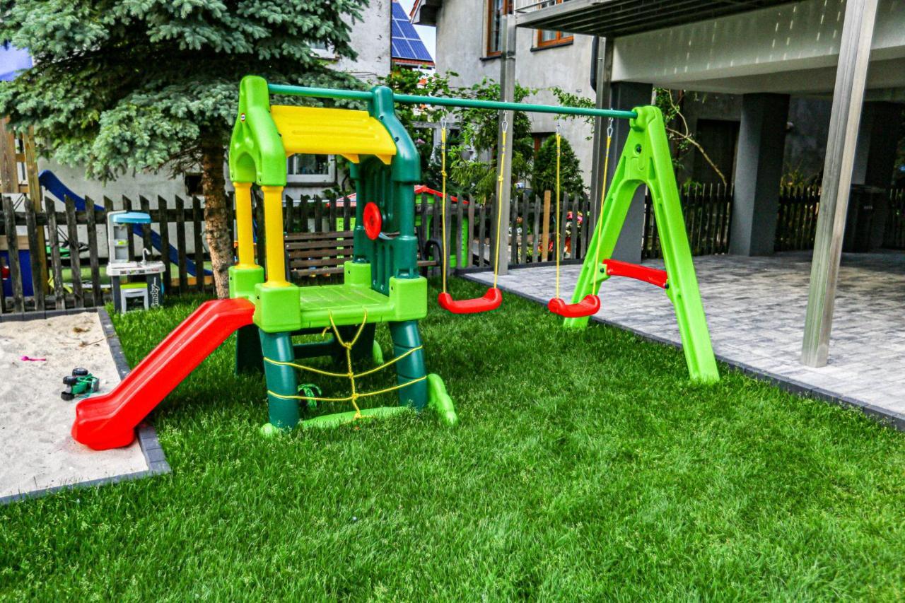 Apart Baltyk Pokoje & Apartamenty Łeba Extérieur photo