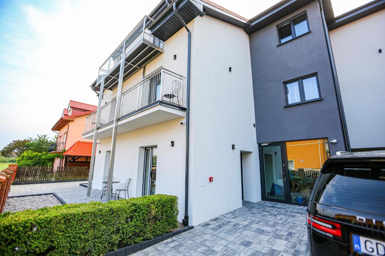 Apart Baltyk Pokoje & Apartamenty Łeba Extérieur photo