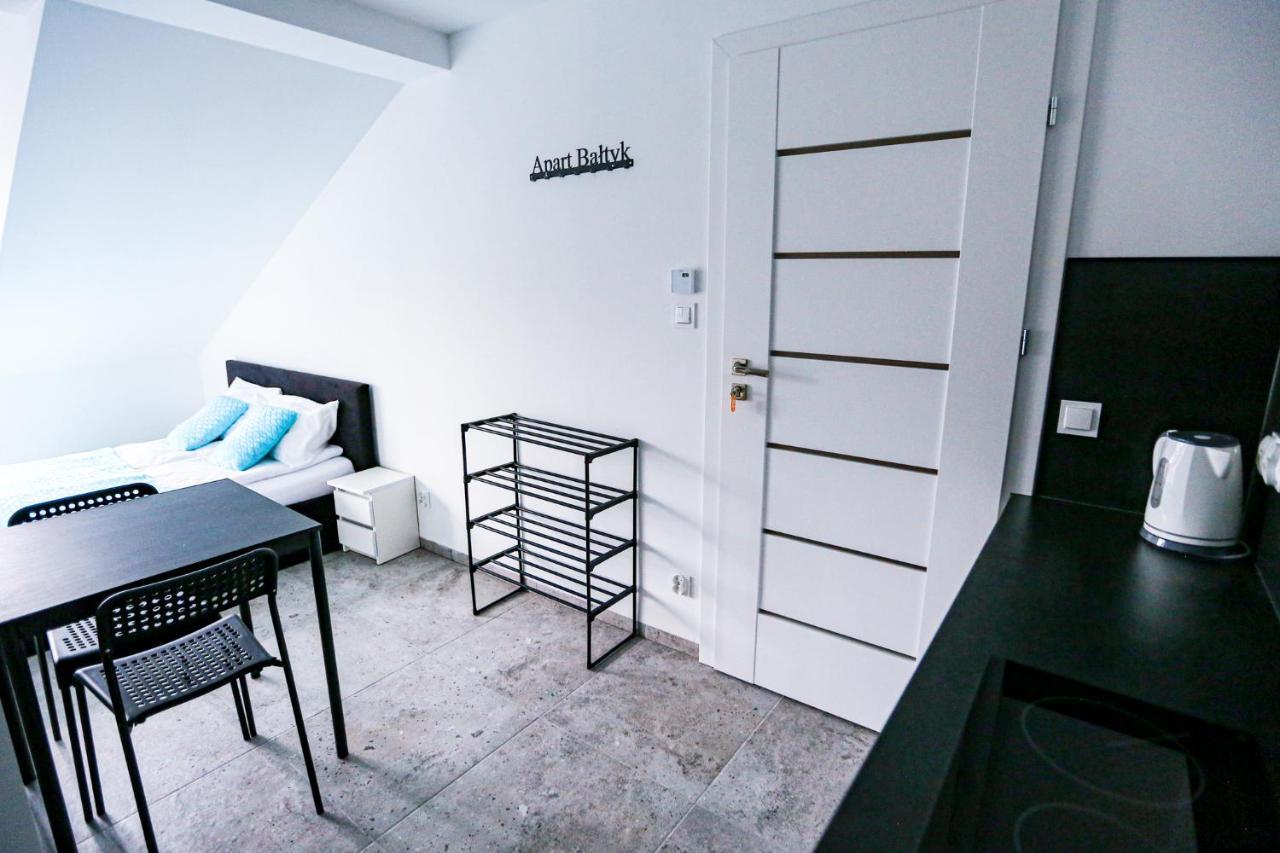Apart Baltyk Pokoje & Apartamenty Łeba Extérieur photo
