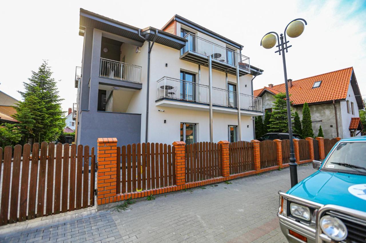Apart Baltyk Pokoje & Apartamenty Łeba Extérieur photo