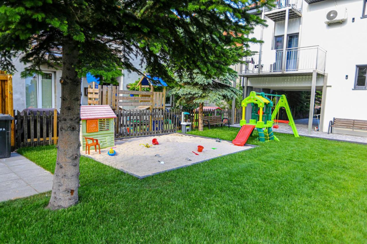 Apart Baltyk Pokoje & Apartamenty Łeba Extérieur photo