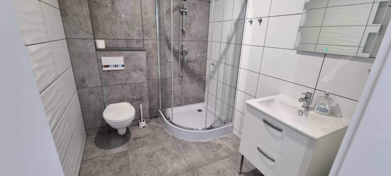 Apart Baltyk Pokoje & Apartamenty Łeba Extérieur photo
